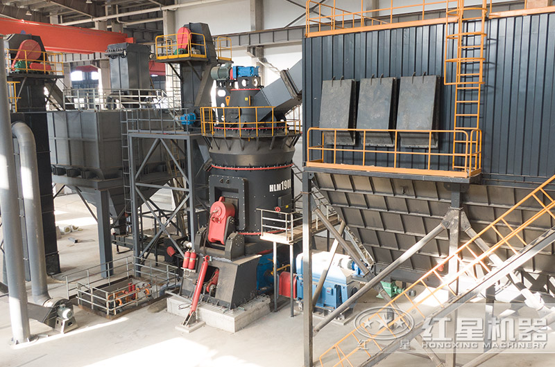 超細(xì)立式磨粉機(jī)現(xiàn)場(chǎng)